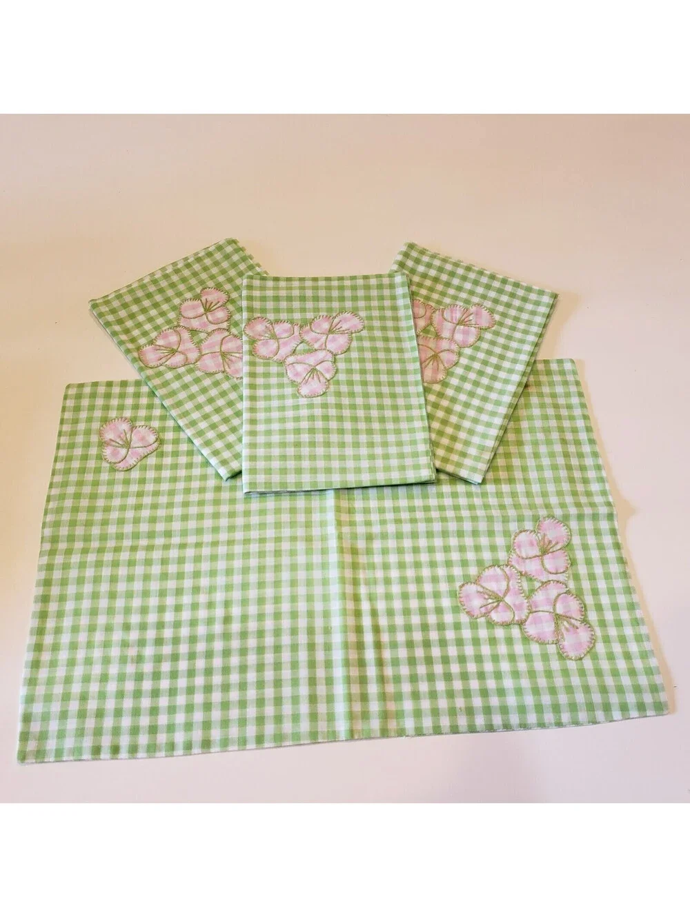 Vintage Cotton Gingham Napkin Placemat Set Green Pink Applique Hand Made Retro